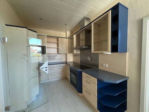 Wohnung zur Miete 1.250 € 5 Zimmer 126 m² Geschoss 3/4 frei ab sofort Braunschweig Viewegsgarten - Bebelhof 38102