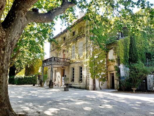 Schloss zum Kauf 2.940.000 € 1.200 m² 29.000 m² Grundstück Bollène 84500