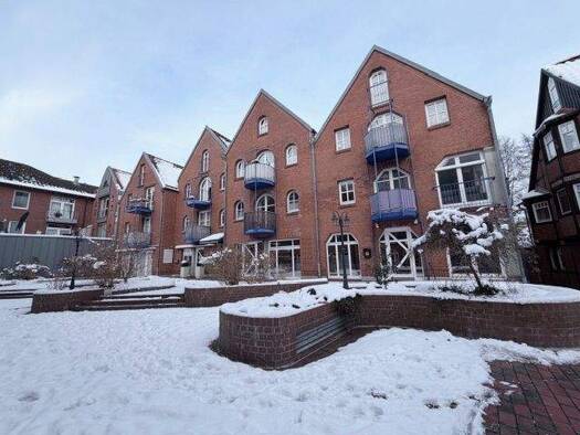 Studio zum Kauf 200.000 € 1 Zimmer 50 m² 3 Geschosse frei ab sofort Buxtehude 21614