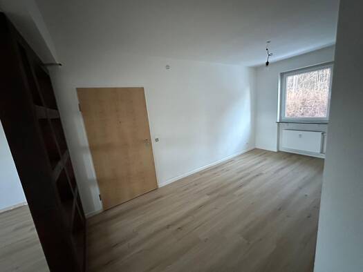 Wohnung zur Miete 950 € 4,5 Zimmer 86 m² Geschoss 1/2 frei ab sofort Meßstetten 72469