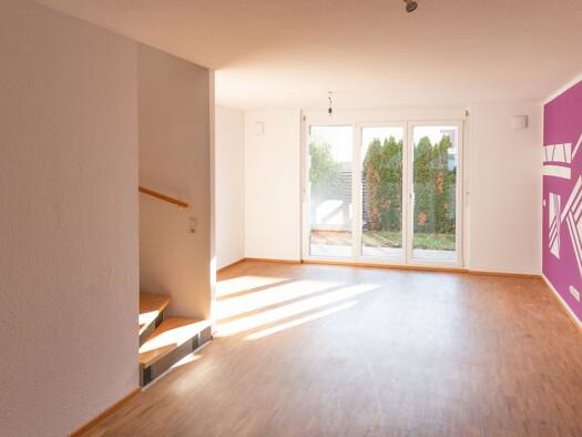 Reihenhaus zur Miete 2.600 € 5 Zimmer 125 m² 200 m² Grundstück frei ab sofort Poing 85586