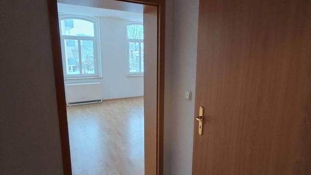 Wohnung zur Miete 525 € 4 Zimmer 95 m² Hegelstraße 26 Südvorstadt Plauen 08527