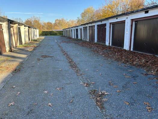 Garage zur Miete 49 € Lindenweg Elsterwerda Elsterwerda 04910