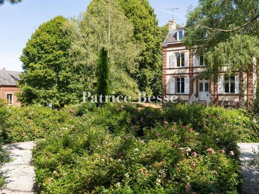 Reihenmittelhaus zum Kauf 698.000 € 12 Zimmer 404 m² 5.830 m² Grundstück Centre Ville Bernay 27300