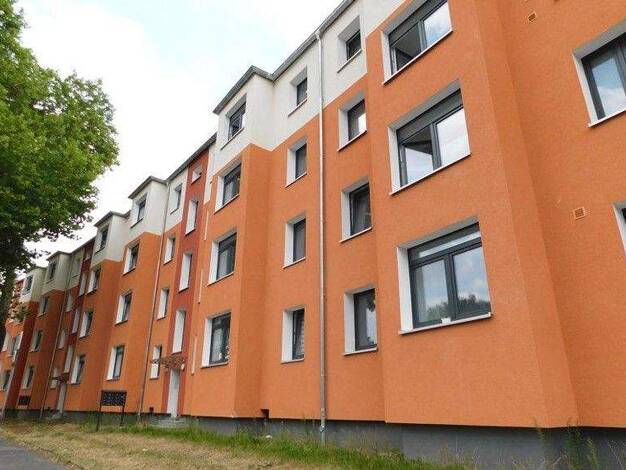 Wohnung zur Miete 425 € 1 Zimmer 42,1 m² 1. Geschoss frei ab 01.04.2026 Saarstr. 34 Dellviertel Duisburg 47058