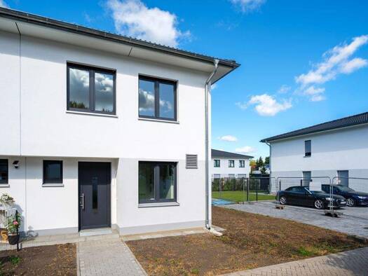 Doppelhaushälfte zum Kauf - Erstbezug 450.000 € 4 Zimmer 109 m² 310 m² Grundstück Hedemann Straße 37 Dabendorf Zossen / Dabendorf 15806