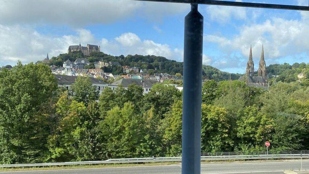 Bürofläche zur Miete provisionsfrei 4.150 € 8 Zimmer 294,6 m² Bürofläche Marburg 35039