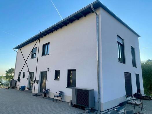 Doppelhaushälfte zum Kauf provisionsfrei 599.000 € 1 Zimmer 191 m² 537 m² Grundstück frei ab sofort Zeegendorf Strullendorf 96129