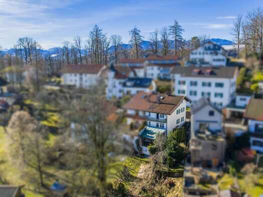 Doppelhaushälfte zum Kauf 425.000 € 4 Zimmer 113 m² 300 m² Grundstück frei ab sofort Höhenbergweg 4 Bad Tölz Bad Tölz 83646