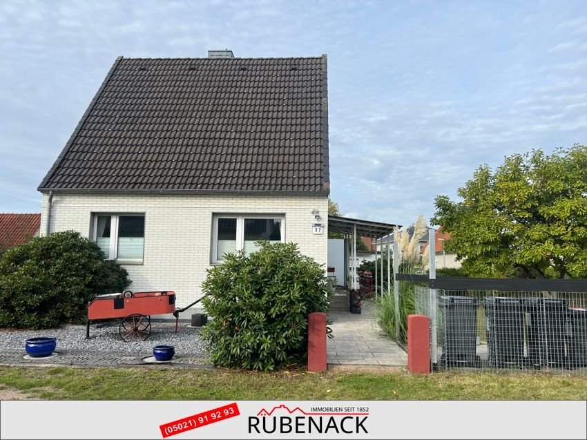 Einfamilienhaus zum Kauf 157.000 € 3 Zimmer 85 m²<br/>Wohnfläche 850 m²<br/>Grundstück Nienburg Nienburg 31582