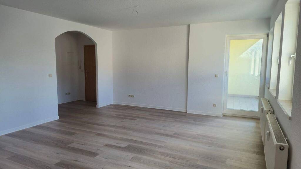 Wohnung zur Miete 375 € 2 Zimmer 60 m² 2. Geschoss frei ab sofort Sattelstr. 2-3 Döbeln 04720