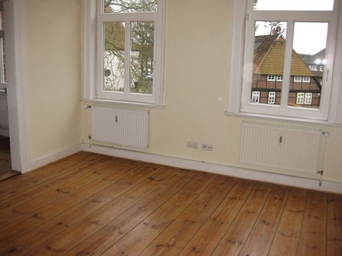 Wohnung zur Miete 500 € 3 Zimmer 70 m²<br/>Wohnfläche 1.<br/>Geschoss 01.02.2025<br/>Verfügbarkeit Hermannsburg Südheide 29320