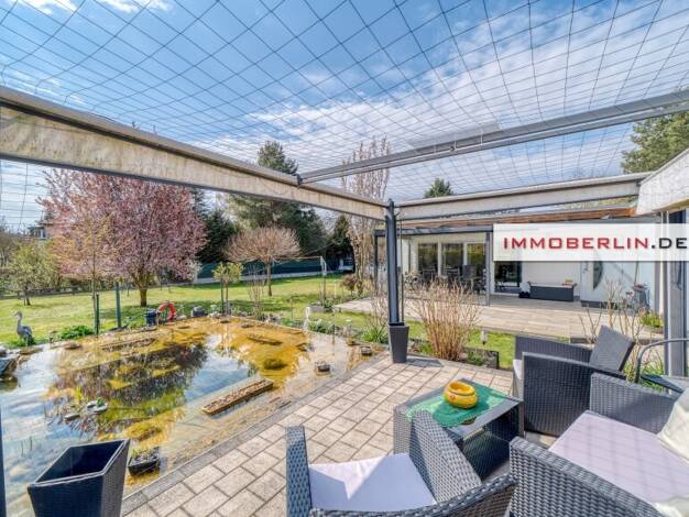 Bungalow zum Kauf 500.000 € 2 Zimmer 80 m² 1.100 m² Grundstück Altglienicke Treptow-Köpenick 12524