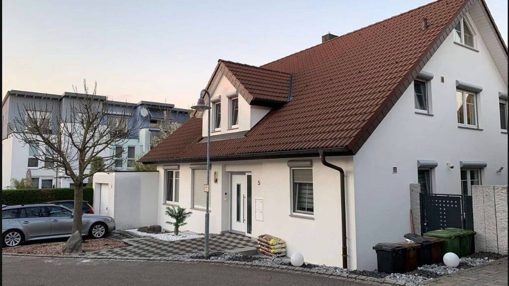 Wohnung zur Miete 1.350 € 3 Zimmer 99 m² 1. Geschoss frei ab 01.05.2026 Kleinglattbach Vaihingen an der Enz 71665