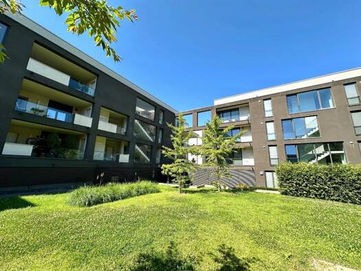 Wohnung zur Miete 1.165 € 2 Zimmer 97 m² frei ab sofort Leibnizallee 16 Parkvorstadt Weimar 99425