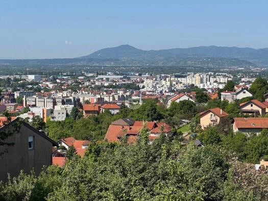 Wohn- und Gewerbegrundstück zum Kauf 424.000 € Zagreb 10000