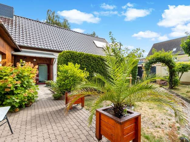 Einfamilienhaus zum Kauf 379.000 € 5 Zimmer 127 m² 483 m² Grundstück Braschwitz Landsberg 06188