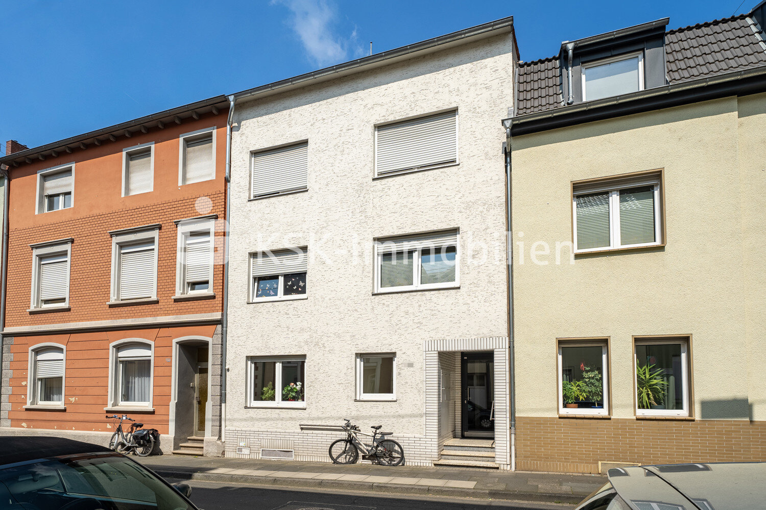 Mehrfamilienhaus zum Kauf als Kapitalanlage geeignet 649.000 € 12 Zimmer 209,3 m²<br/>Wohnfläche 229 m²<br/>Grundstück Troisdorf Troisdorf 53840