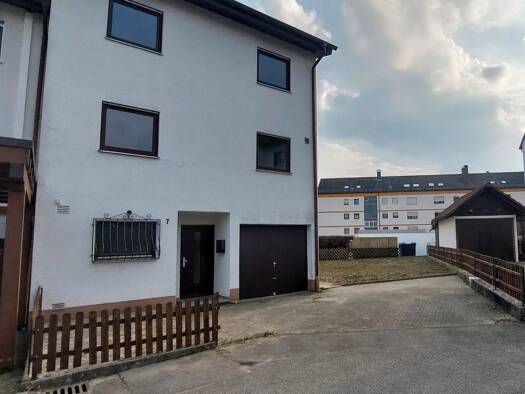 Doppelhaushälfte zur Miete 1.600 € 5 Zimmer 135 m² frei ab sofort Markdorf 88677