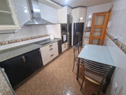 Wohnung zur Miete 750 € 3 Zimmer 79 m² 1. Geschoss León 24008
