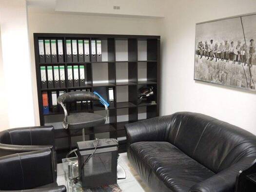 Verkaufsfläche zur Miete 390 € 1 Zimmer 15 m² Verkaufsfläche Bad Vilbel 61118