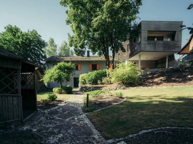 Einfamilienhaus zum Kauf provisionsfrei 1.699.000 € 10 Zimmer 328,1 m² 2.639 m² Grundstück Schönhofen Nittendorf 93152