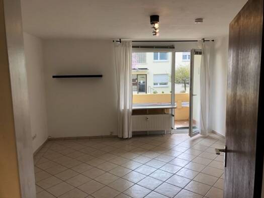 Studio zur Miete 450 € 1 Zimmer 30 m² Geschoss EG/2 frei ab 01.11.2026 Otto-Hahn-Straße 43 Gerbrunn 97218