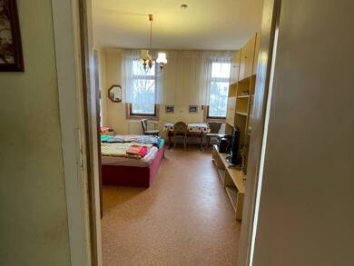 Wohnung zur Miete 250 € 1 Zimmer 46 m² 1. Geschoss frei ab sofort Kleine-Gehrener-Str. Arnstadt Arnstadt 99310