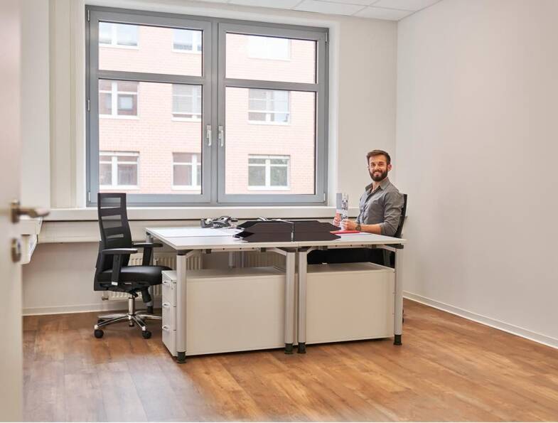Bürofläche zur Miete 6,50 € 24,7 m² Bürofläche Frankfurter Straße 725 Eil Köln 51145