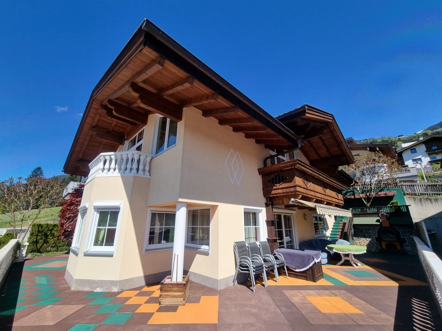 Mehrfamilienhaus zum Kauf 729.000 € 6 Zimmer 150 m²<br/>Wohnfläche 399 m²<br/>Grundstück Hart im Zillertal 6265