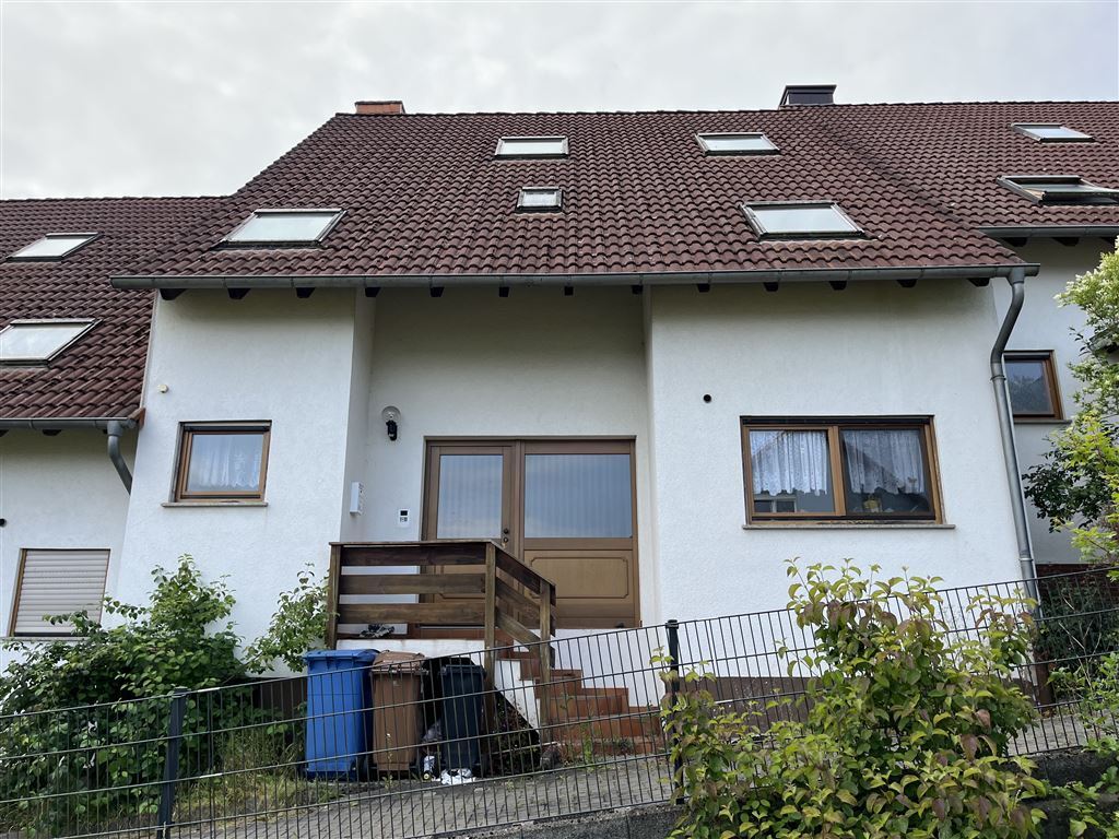 Reihenmittelhaus zum Kauf 239.000 € 4 Zimmer 160 m²<br/>Wohnfläche 220 m²<br/>Grundstück Queidersbach 66851