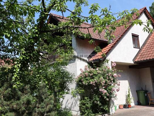 Einfamilienhaus zum Kauf 770.000 € 6,5 Zimmer 168,8 m² 629 m² Grundstück Kumpfmühl-Ziegetsdorf-Neuprüll Regensburg 93051