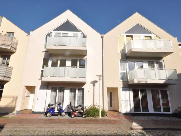Wohnung zum Kauf provisionsfrei 149.000 € 2 Zimmer 60,9 m² Dachgeschoss, 2. Geschoss Stadtkern Barth 18356