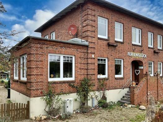 Haus zum Kauf 8 Zimmer 200 m² 825 m² Grundstück Kellenhusen 23746