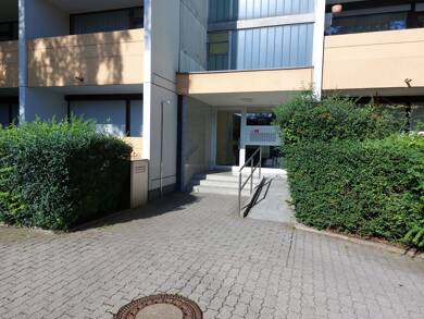 Wohnung zur Miete 550 € 1 Zimmer 40,2 m² frei ab 15.07.2025 Industriegebiet Bayreuth 95448