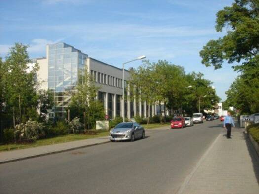 Bürofläche zur Miete 3.243 € 9 Zimmer 282 m² Bürofläche teilbar ab 140 m² Westenviertel Regensburg 93049