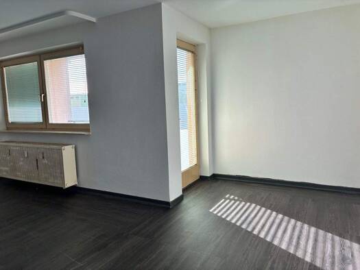 Wohnung zur Miete 815 € 2 Zimmer 64,2 m² 7. Geschoss frei ab sofort Talstraße 20 Dietzenbach 63128
