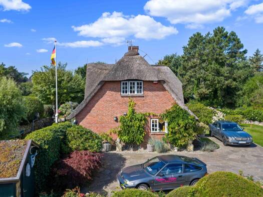 Doppelhaushälfte zum Kauf 2.800.000 € 3,5 Zimmer 135 m² 740 m² Grundstück Kampen (Sylt) 25999