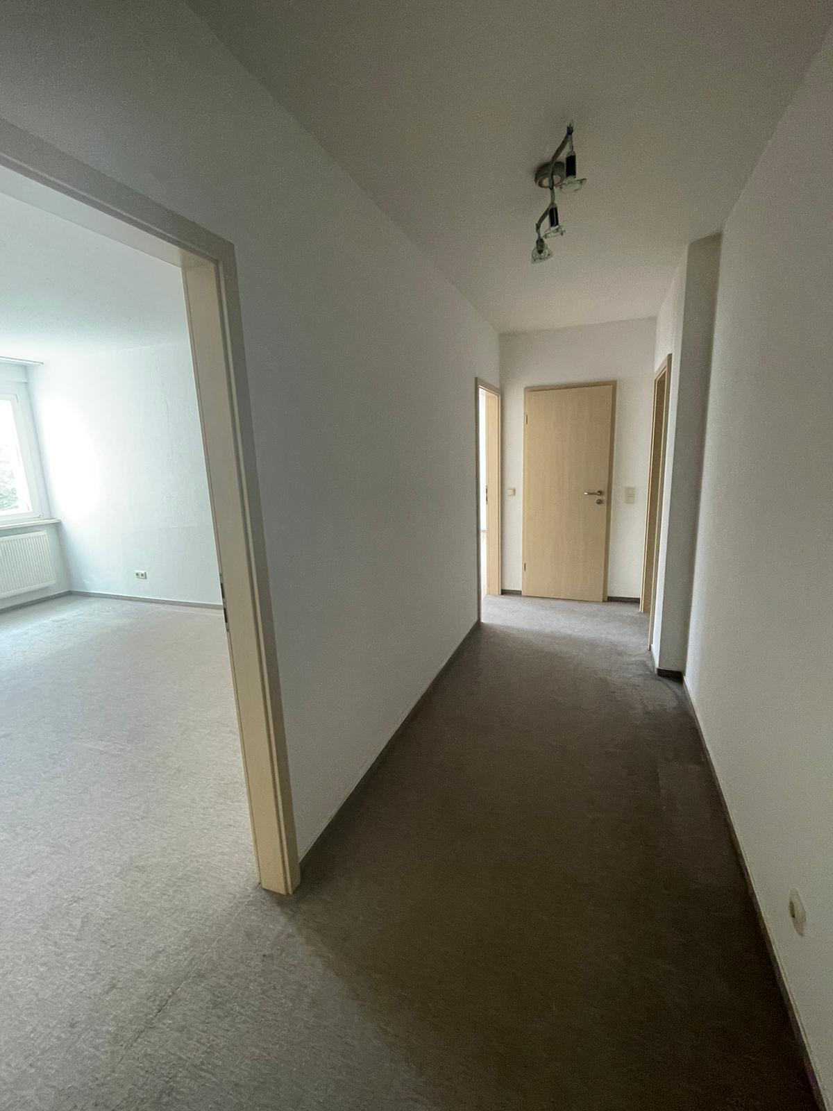 Wohnung zur Miete 396 € 2 Zimmer 66 m²<br/>Wohnfläche 3.<br/>Geschoss ab sofort<br/>Verfügbarkeit Franz-Schubert Straße 12 Zeitz Zeitz 06712