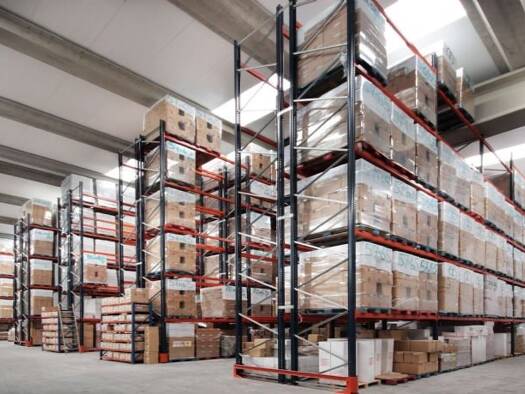 Lagerhalle zur Miete 8.370 m² Lagerfläche teilbar ab 2.500 m² Bahnstraße 35 A Dreieichenhain Dreieich 63303