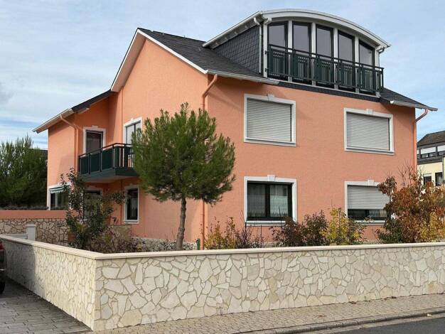 Mehrfamilienhaus zum Kauf provisionsfrei 595.000 € 10 Zimmer 280 m² 564 m² Grundstück Kruft 56642