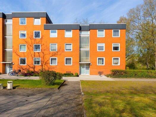 Wohnung zur Miete 667 € 3 Zimmer 74,1 m² 2. Geschoss frei ab 01.04.2026 Am Königsberg 14 Uelzen 29525