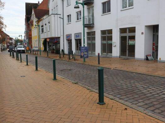 Laden zur Miete provisionsfrei 1.950 € 1 Zimmer 195,5 m² Verkaufsfläche Pries Kiel / Friedrichsort 24159