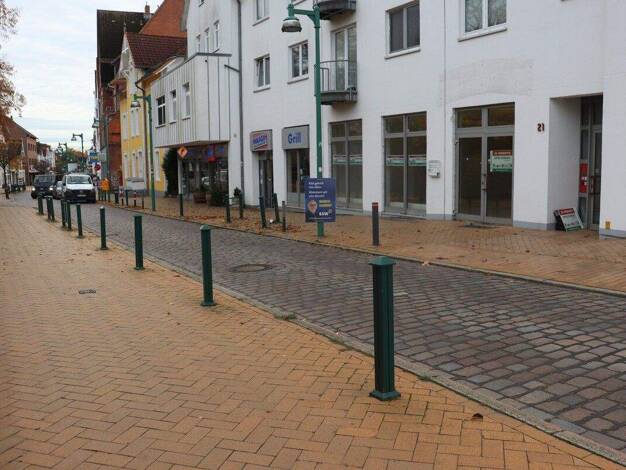 Laden zur Miete provisionsfrei 1.950 € 1 Zimmer 195,5 m² Verkaufsfläche Pries Kiel / Friedrichsort 24159