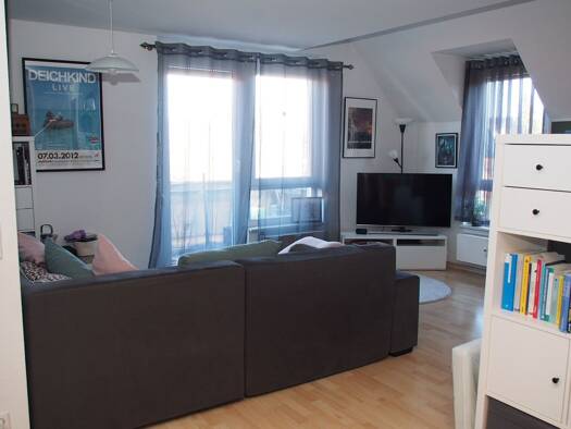 Maisonette zur Miete 1.070 € 3 Zimmer 85,1 m² Geschoss 4/5 frei ab 01.07.2026 Oßweil Ludwigsburg 71640