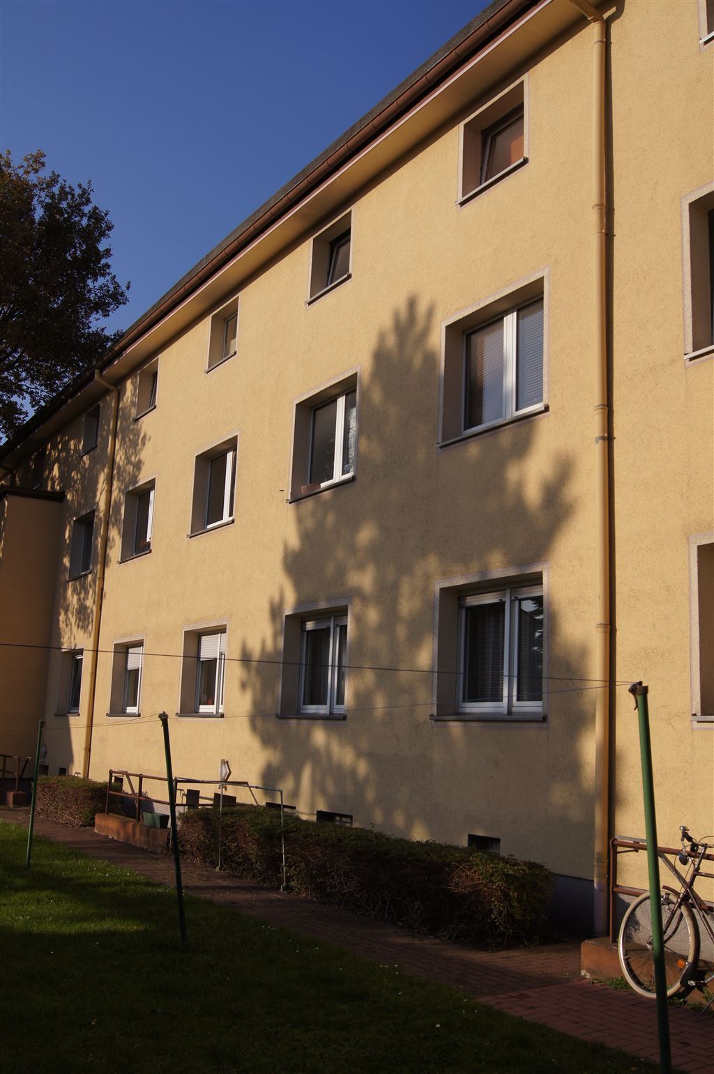 Wohnung zur Miete 408,70 € 2 Zimmer 61 m²<br/>Wohnfläche EG<br/>Geschoss 16.11.2024<br/>Verfügbarkeit Fliederweg 8a Gartenstadt Herne 44652