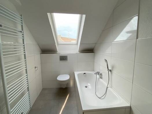 Wohnung zur Miete 630 € 3,5 Zimmer 90 m² 4. Geschoss frei ab sofort Jägerstr. 65 Alt-Hamborn Hamborn 47166