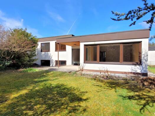 Bungalow zum Kauf 629.000 € 8 Zimmer 166 m² 565 m² Grundstück frei ab sofort Tennenlohe Erlangen 91058