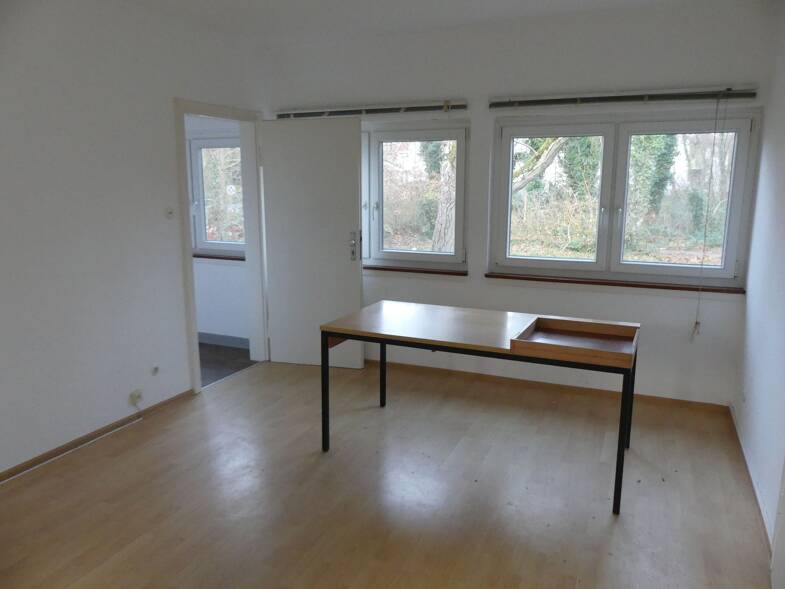 Bürofläche zur Miete 10 € 3 Zimmer 60 m² Bürofläche Neureut Karlsruhe 76149