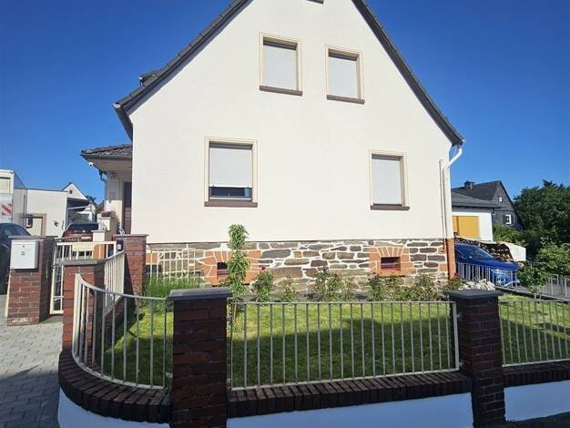 Einfamilienhaus zum Kauf 250.000 € 5 Zimmer 100 m² 855 m² Grundstück Brandoberndorf Waldsolms 35647